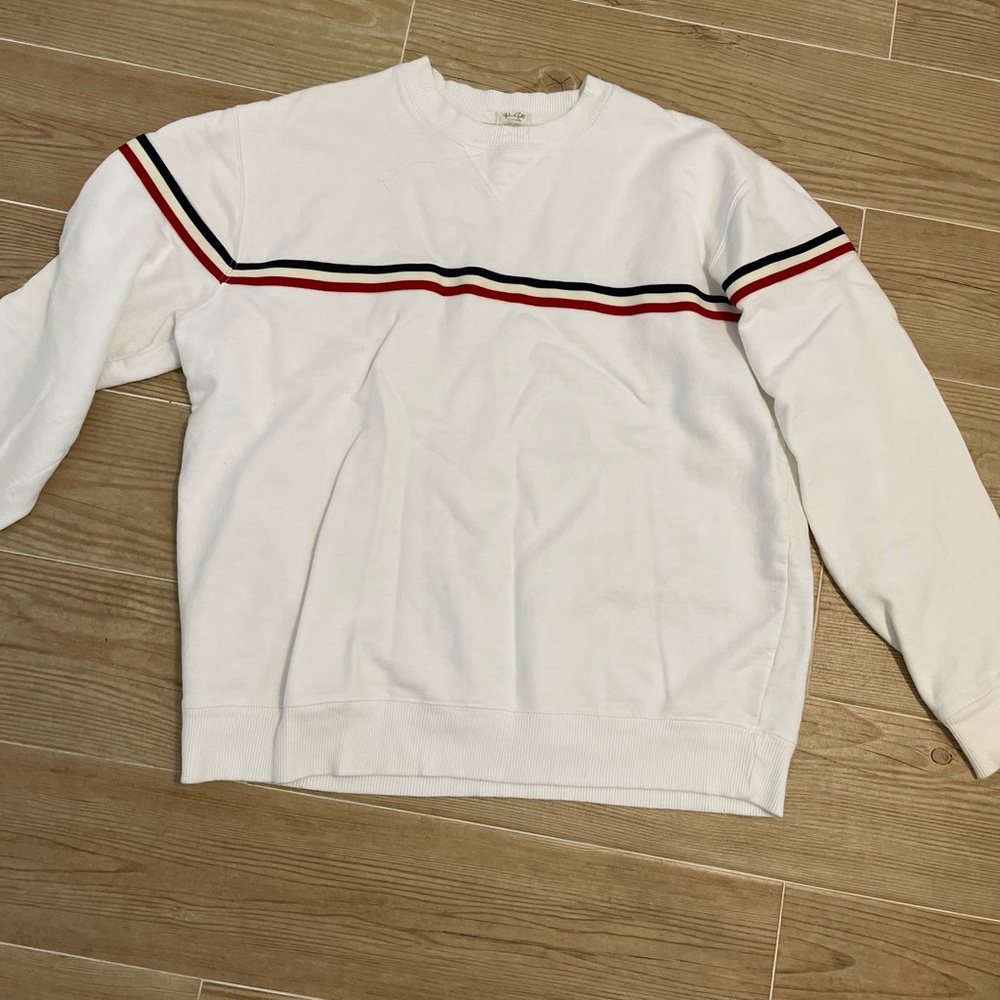 Brandy Melville sweatshirt